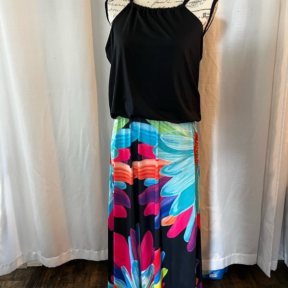 Full length sundress NWT - Picture 2 of 6